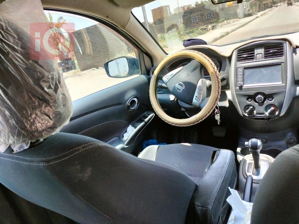 نیسان ڤێرسا